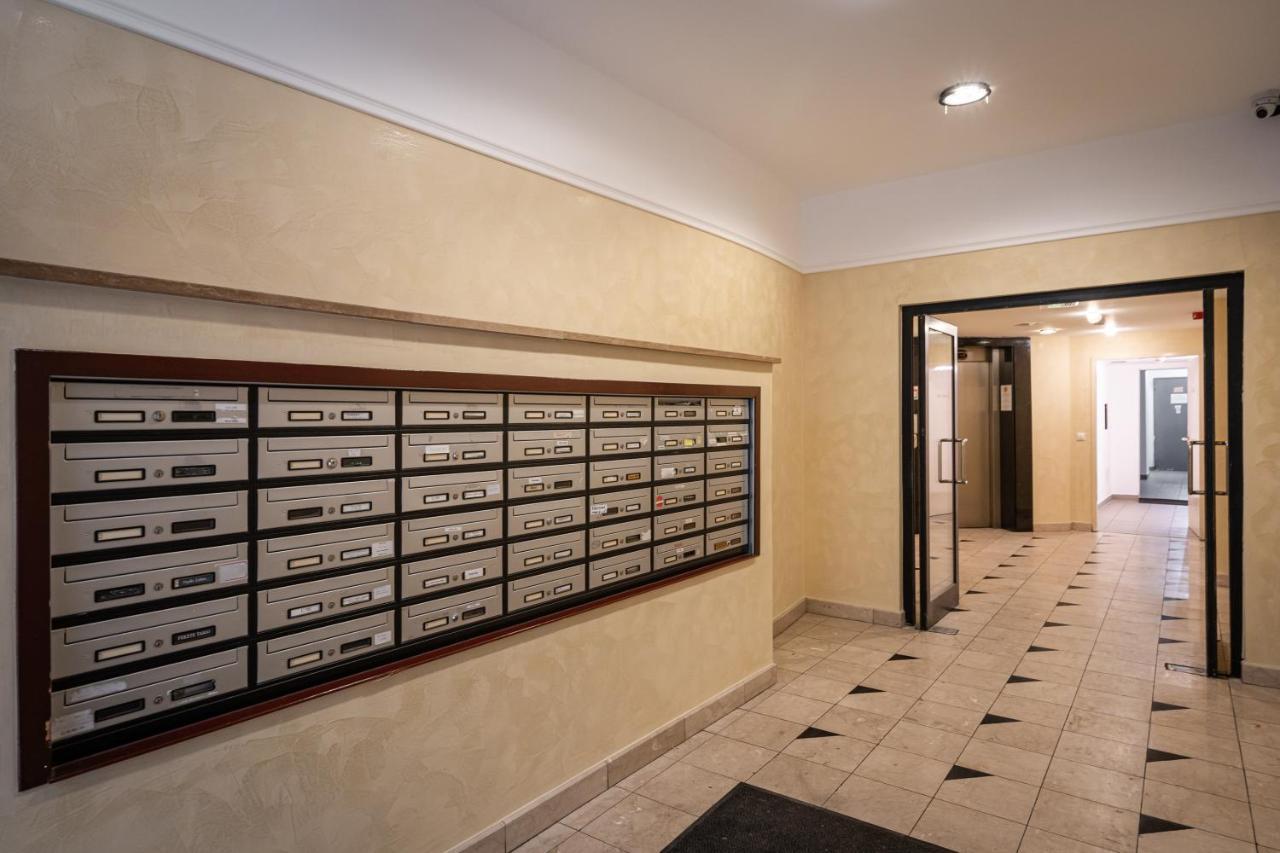 Apartmán Urban Jungle Oasis King With Free Parking Budapešť Exteriér fotografie